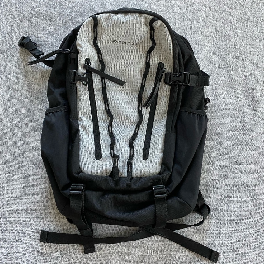 NEW Sherpani anti-theft compact RFID locking travel expandable laptop backpack